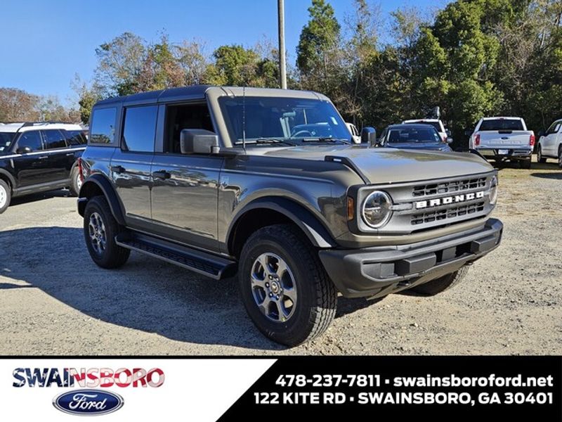 2025 Ford Bronco 4-Door Big Bend's photo