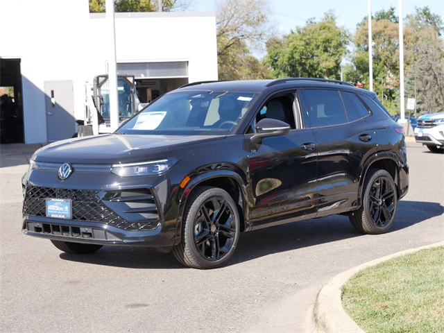 2025 Volkswagen Tiguan SE R-Line Black photo 4