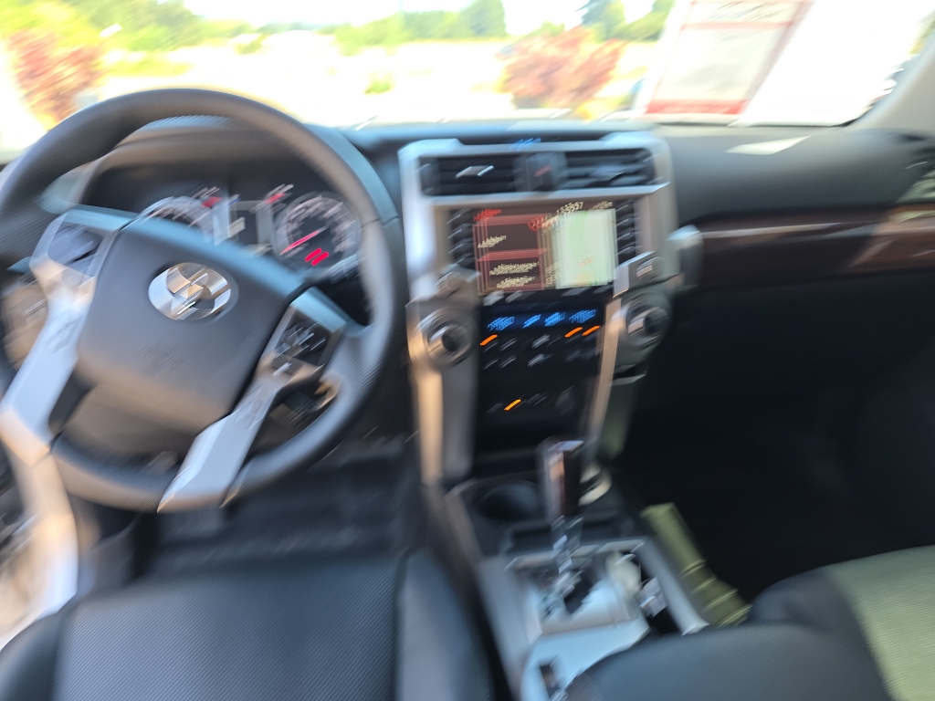 2020 Toyota 4Runner Limited photo 13