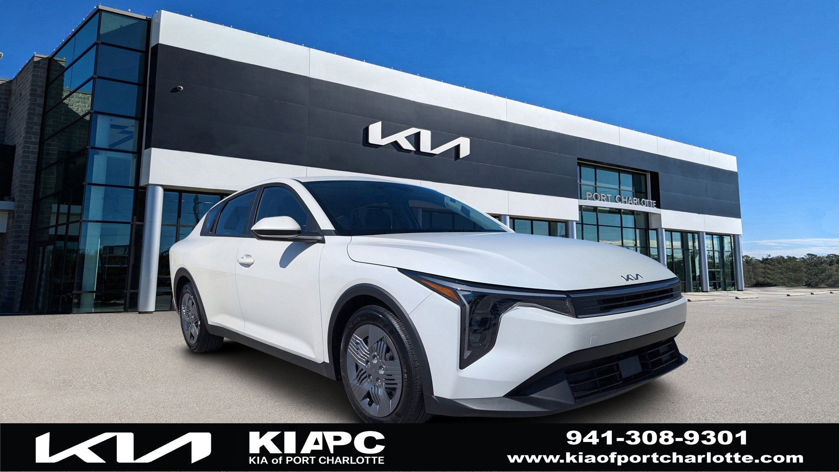 2025 Kia K4 LX's photo