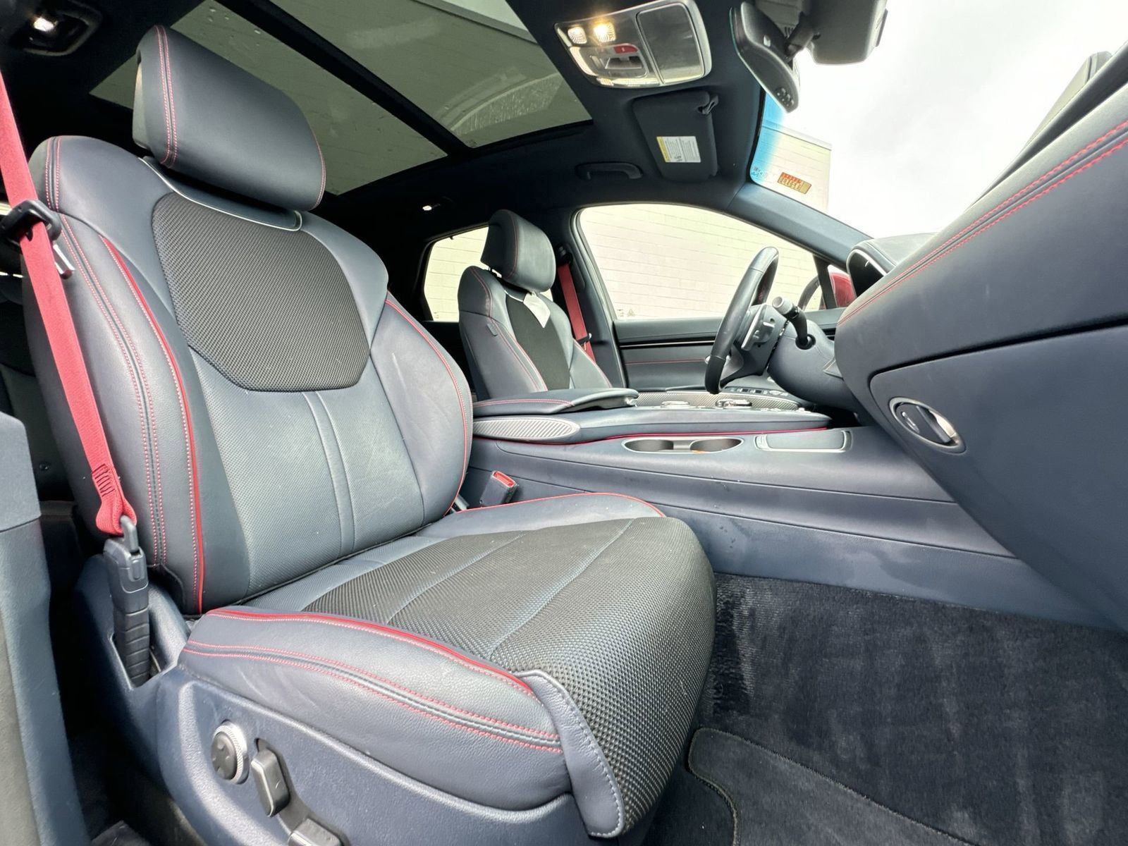 2023 Genesis GV70 2.5T photo 29