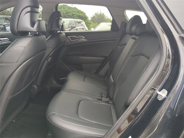 2023 Kia Sportage EX photo 13