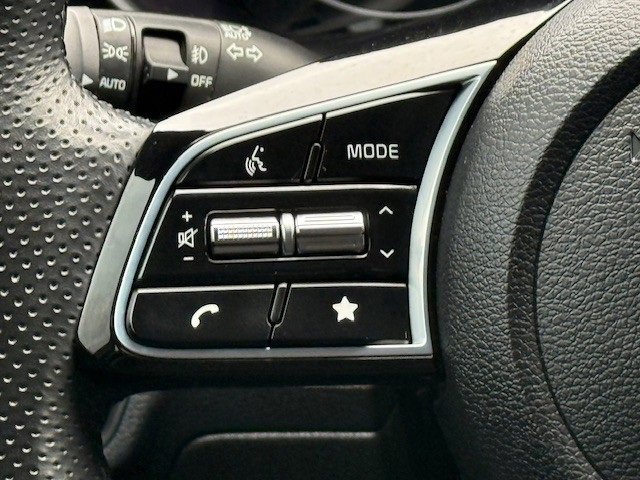 2023 Kia Forte GT-Line photo 28
