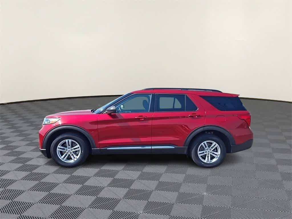 2020 Ford Explorer XLT photo 3
