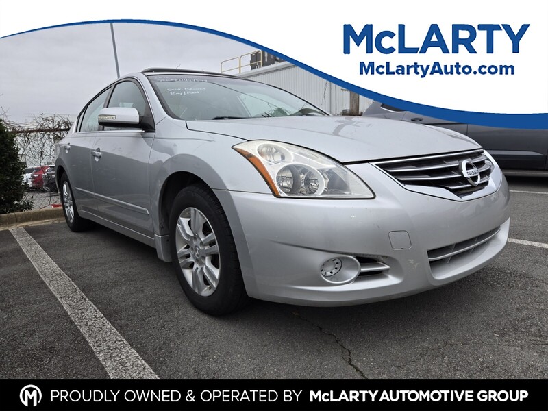 2012 Nissan Altima S's photo