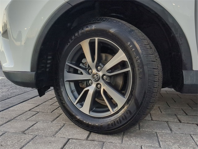 2018 Toyota RAV4 Adventure XLE photo 28