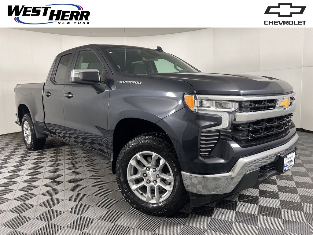 2024 Chevrolet Silverado 1500 LT's photo