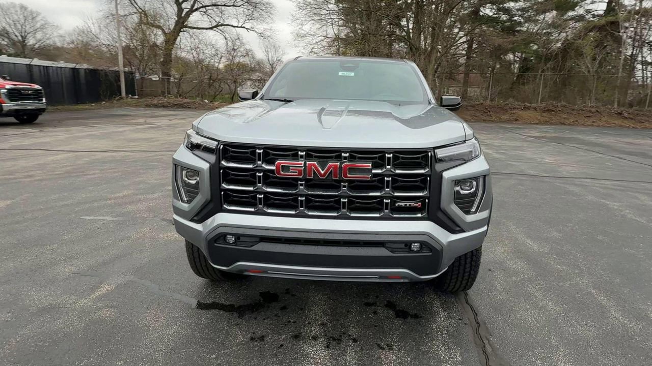 2025 Gmc Canyon AT4 photo 3