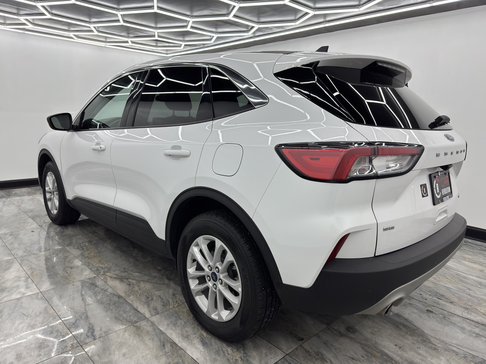 2022 Ford Escape SE Hybrid photo 4