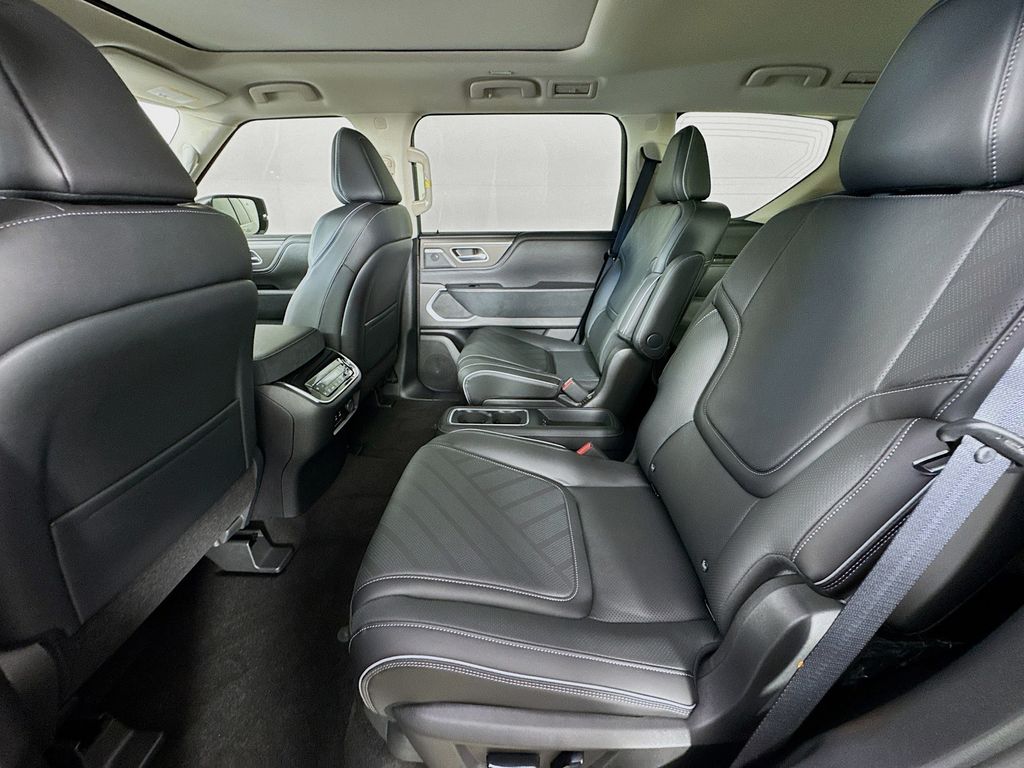 2025 Infiniti QX80 Luxe photo 23