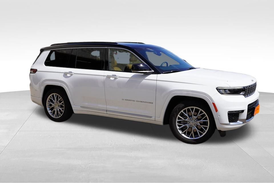 2024 Jeep Grand Cherokee L Summit photo 2
