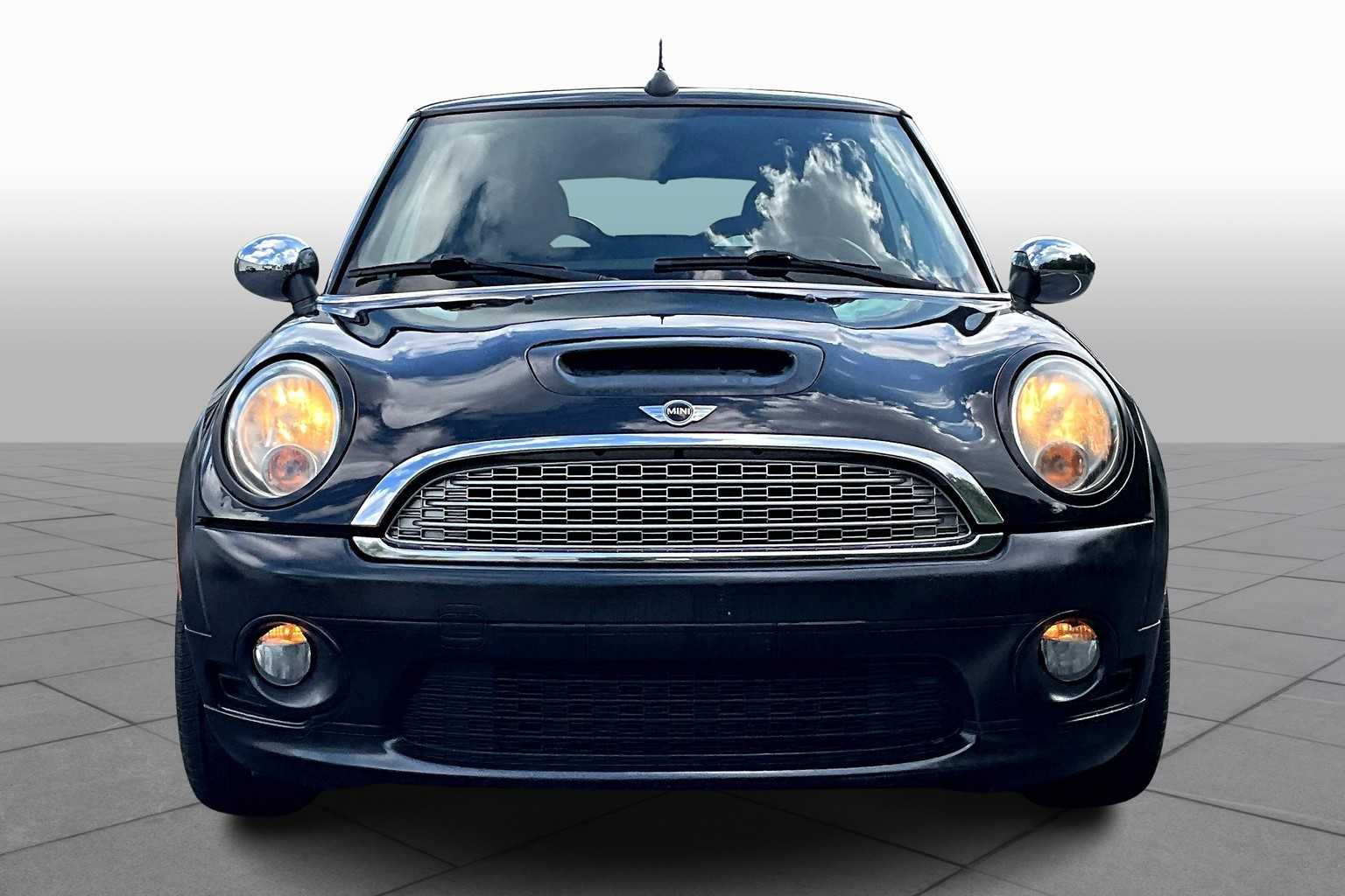Used 2010 MINI Cooper S with VIN WMWMS3C56ATY51771 for sale in Bluffton, SC