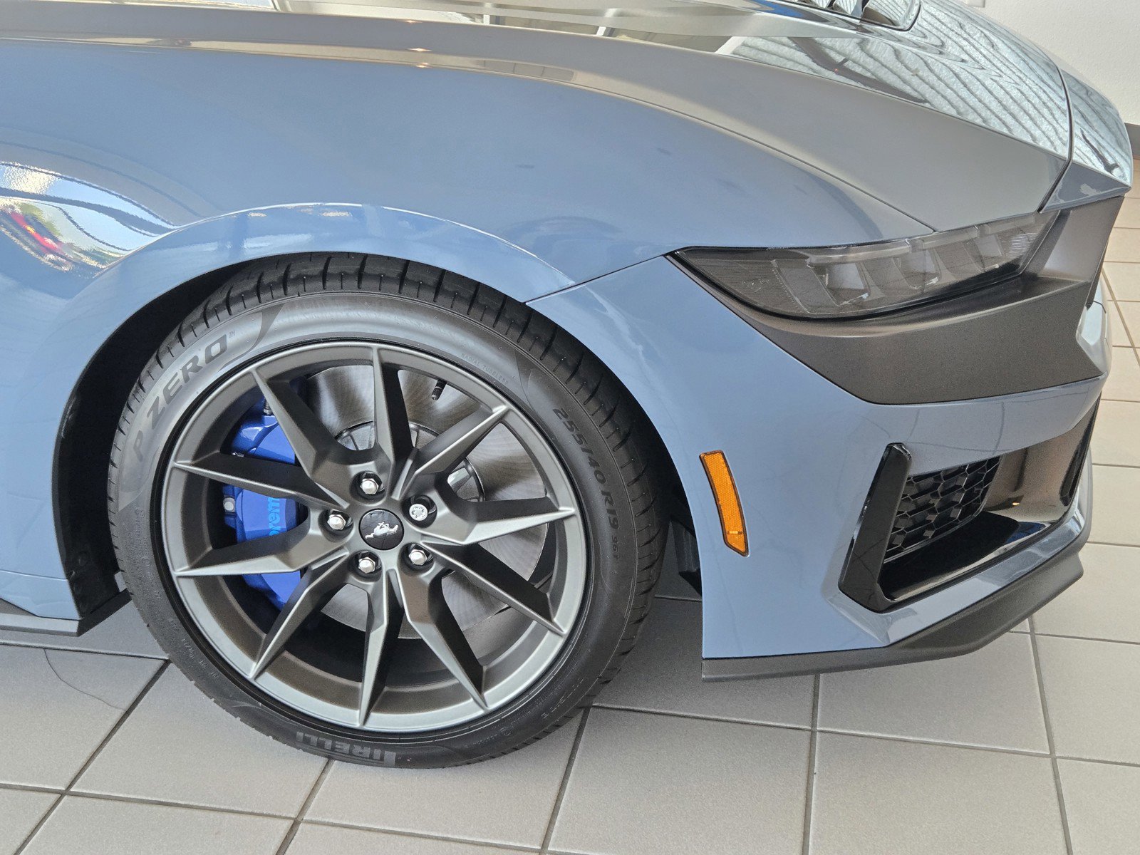 2025 Ford Mustang Dark Horse Premium photo 3