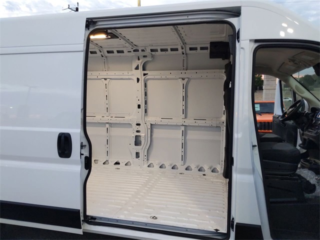 2026 Ram ProMaster 2500 photo 25