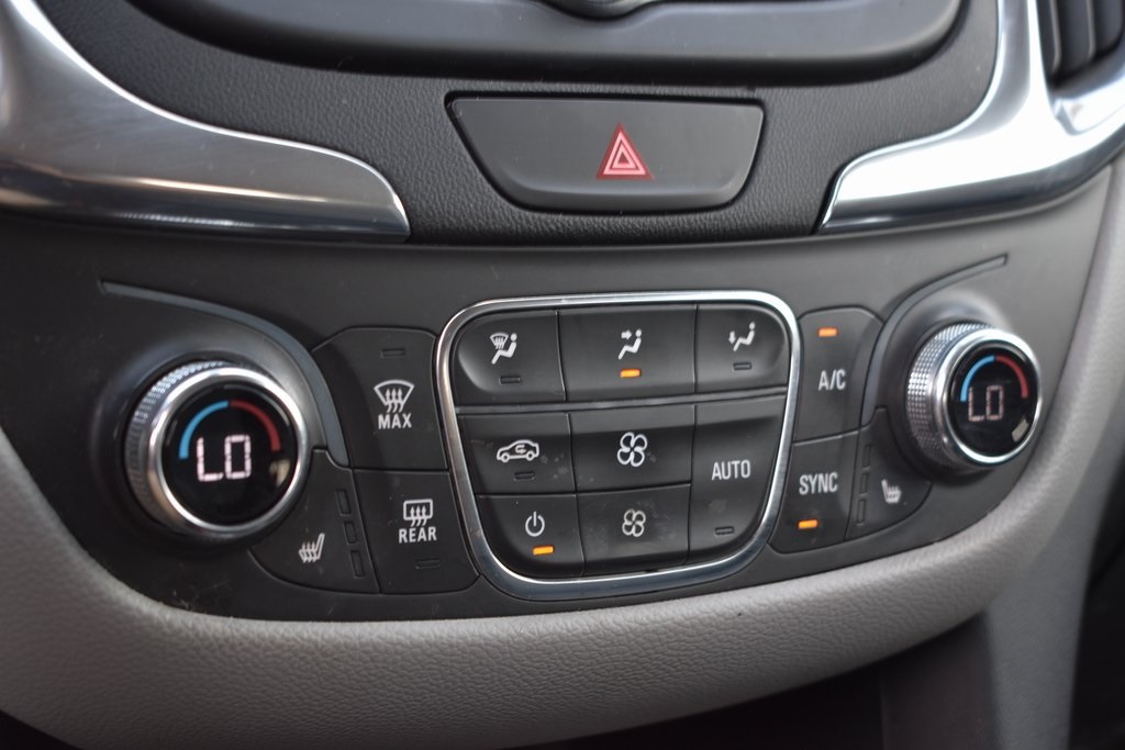 2020 Chevrolet Equinox LT photo 9
