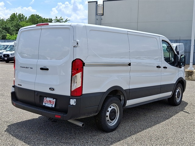 2024 Ford Transit Cargo Van photo 3