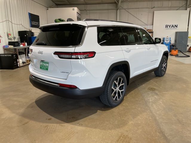 2025 Jeep Grand Cherokee Limited photo 5