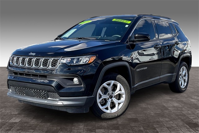 2025 Jeep Compass Latitude's photo