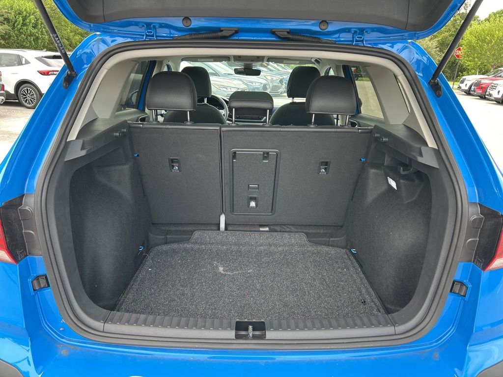 2024 Volkswagen Taos SE photo 46