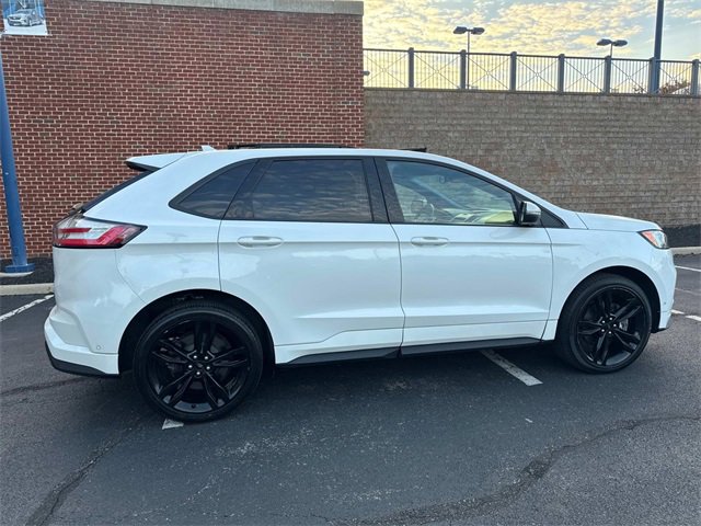 2020 Ford Edge ST photo 7