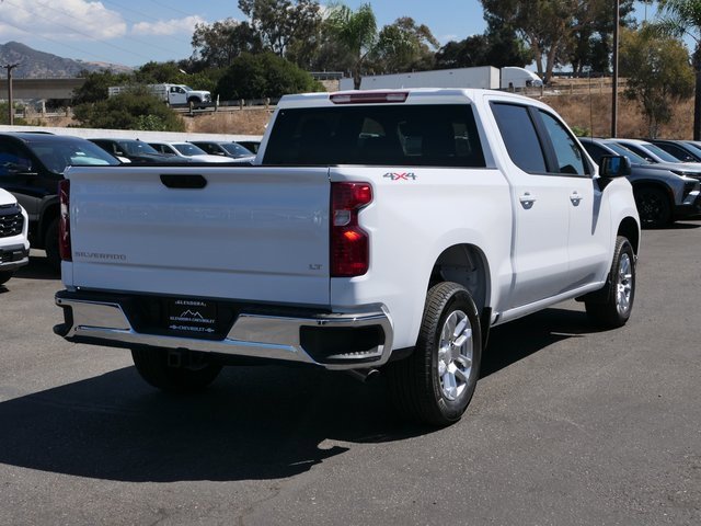 2025 Chevrolet Silverado 1500 LT photo 2