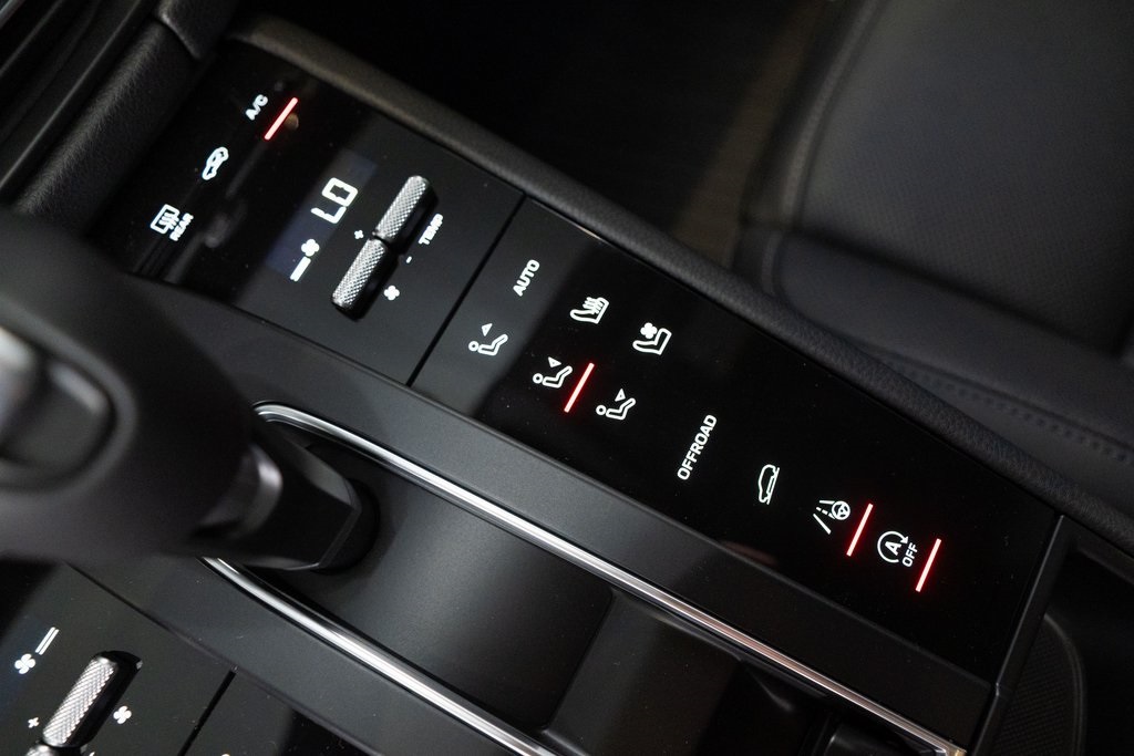 New 2025 Jet Black Metallic Porsche S image 23