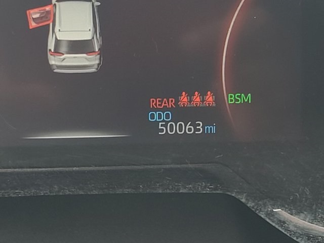 2024 Toyota RAV4 XLE photo 4
