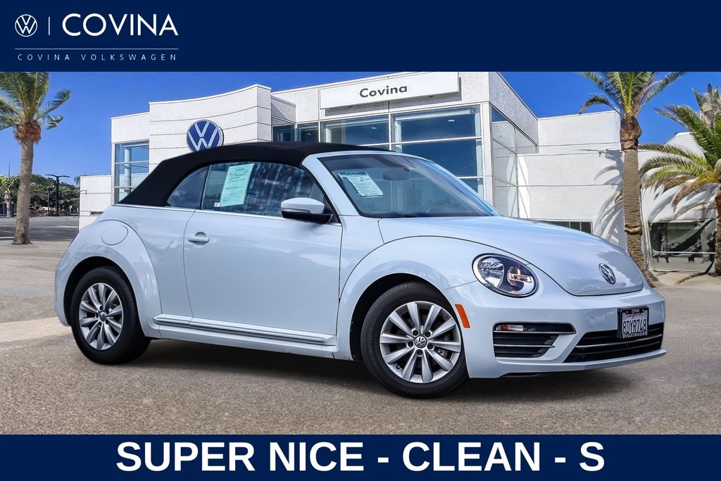 2018 Volkswagen Beetle S's photo