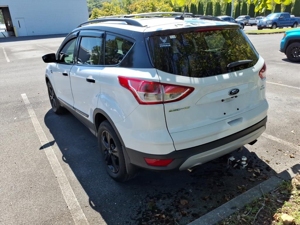 2015 Ford Escape SE photo 5