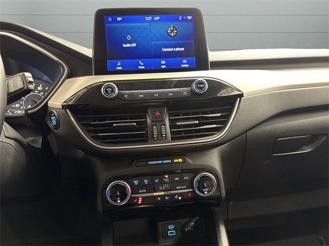 2022 Ford Escape SEL photo 16