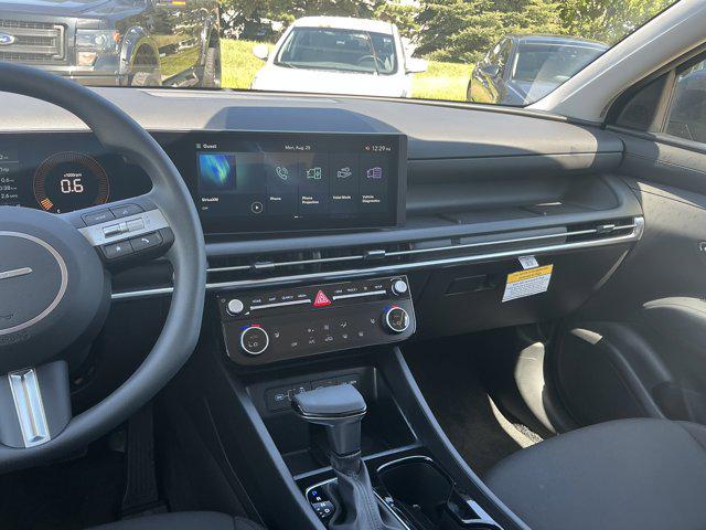 2025 Hyundai Tucson SEL photo 6