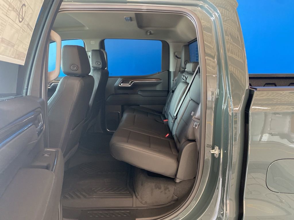 2026 Chevrolet Silverado 1500 LT photo 11