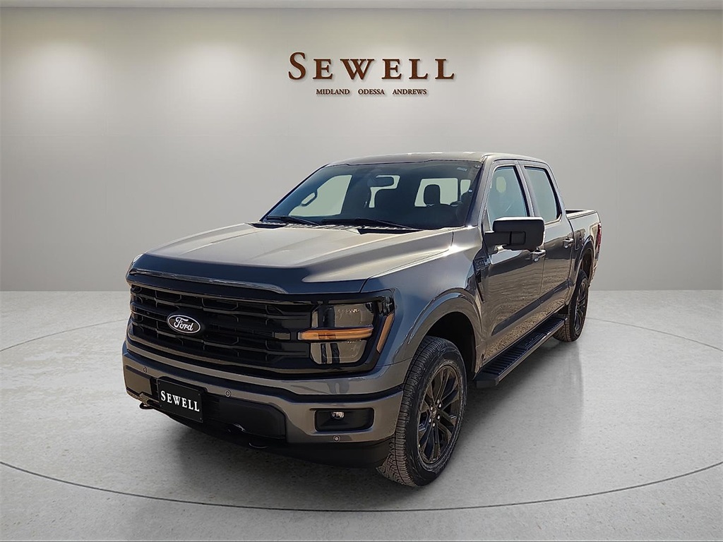 2025 Ford F-150 XLT's photo
