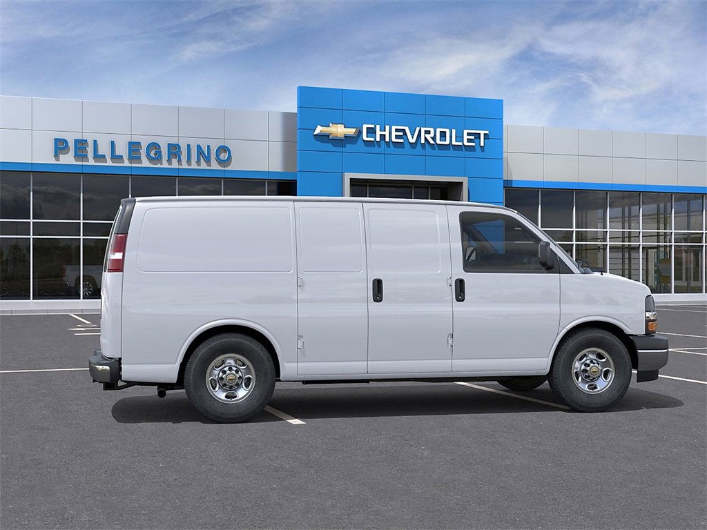 2025 Chevrolet Express Cargo 2500 photo 3