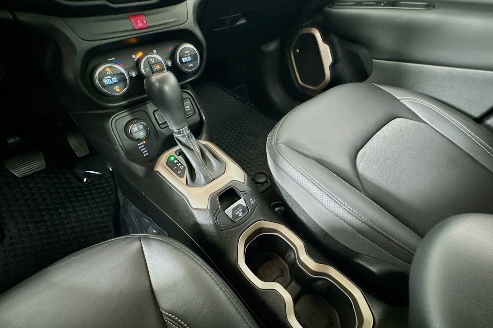 PreOwned 2017 Jeep Renegade Deserthawk SUV in Newport Beach 172816B