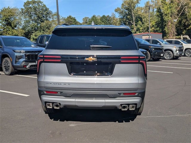 2026 Chevrolet Traverse photo 4