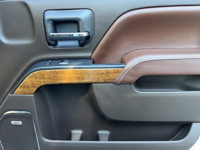 2016 Chevrolet Silverado 3500HD High Country photo 26