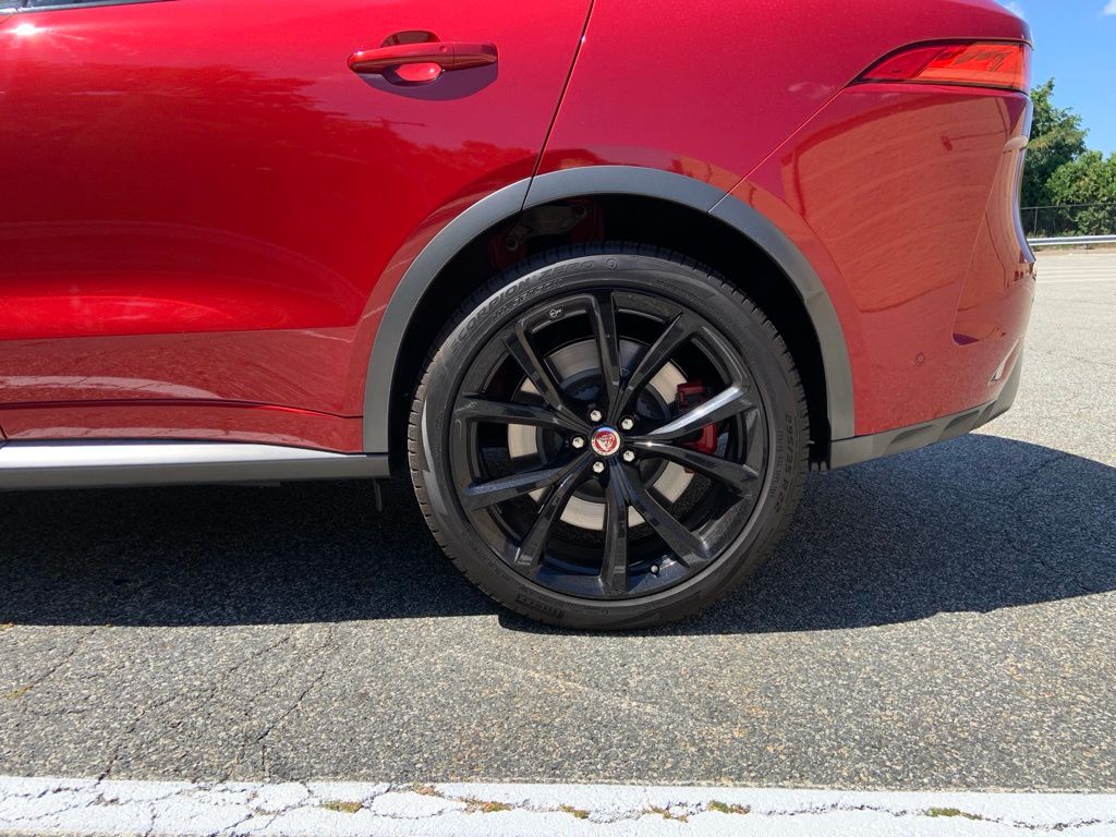 2020 Jaguar F-PACE SVR photo 11