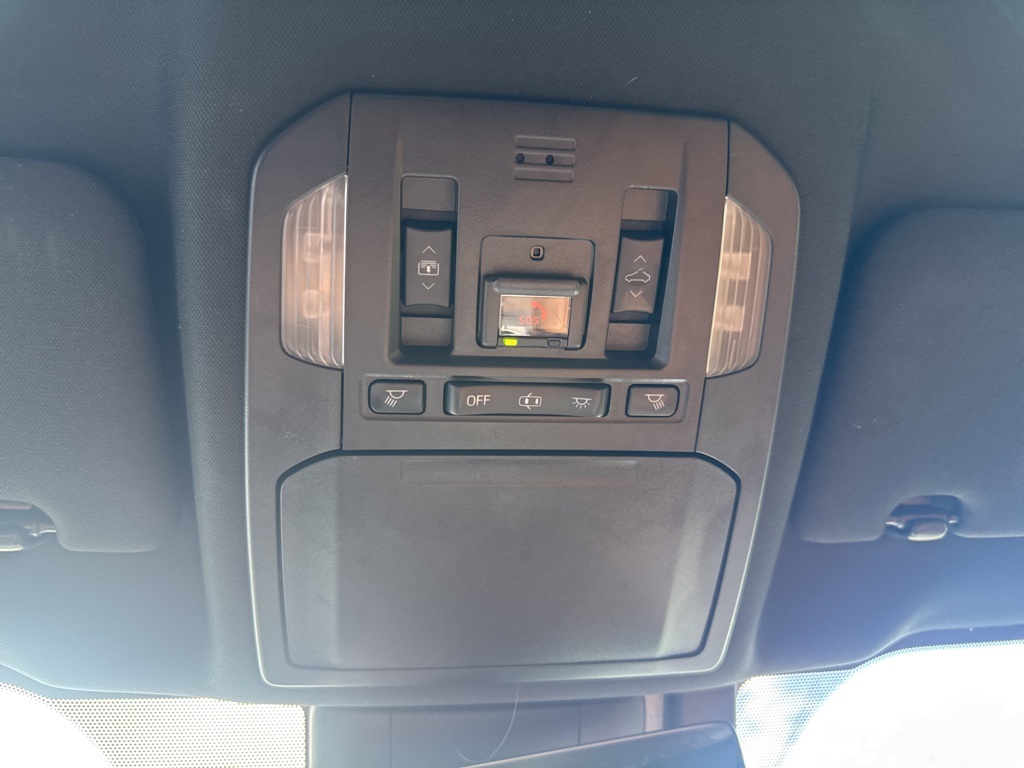 2020 Toyota Highlander Hybrid Platinum photo 43