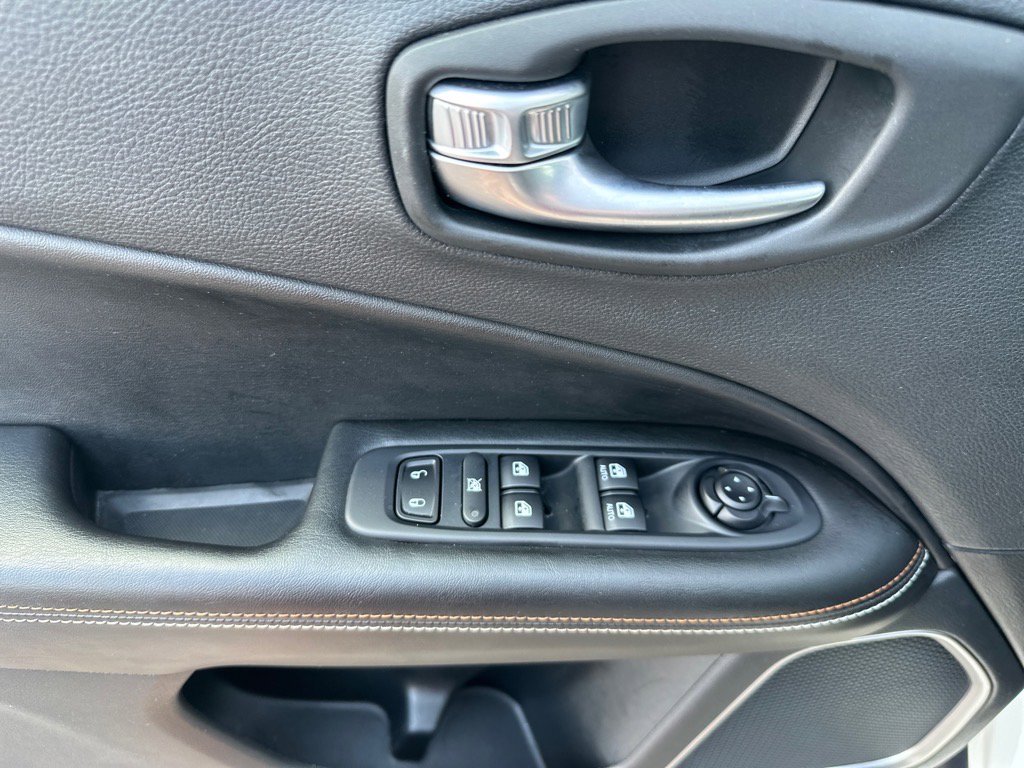 2021 Jeep Compass Latitude photo 13