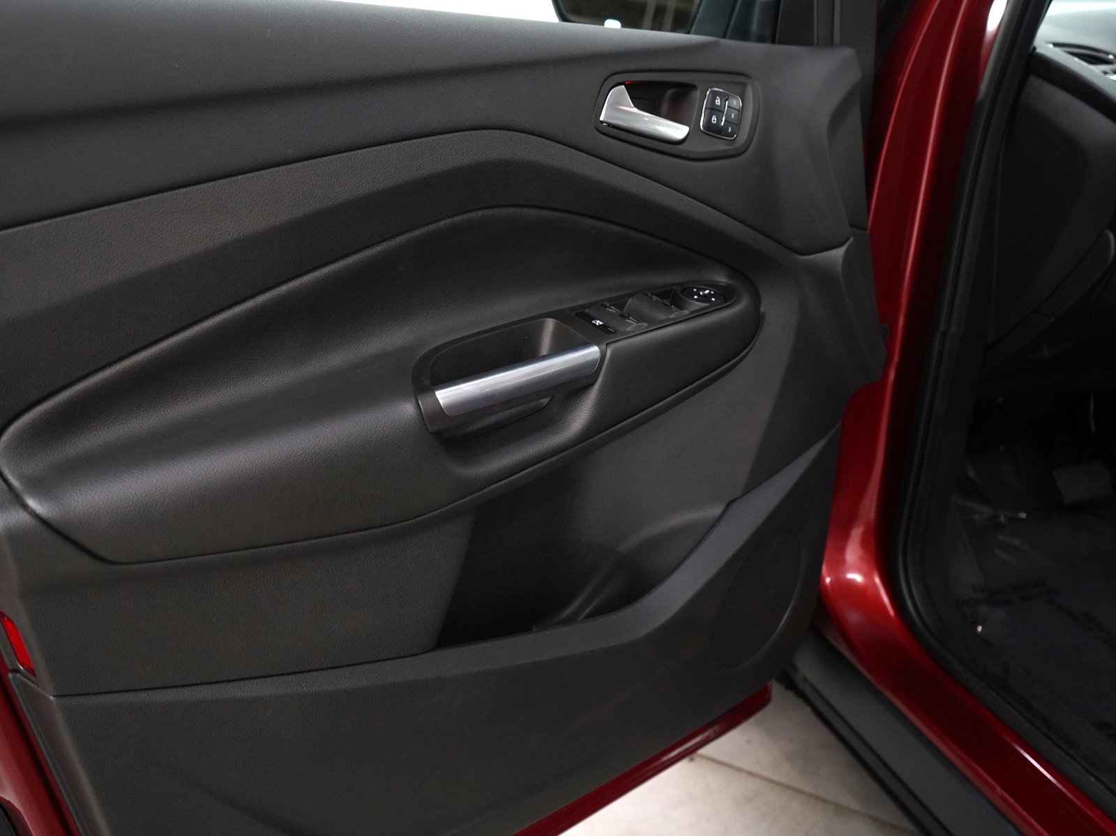 2016 Ford Escape Titanium photo 23