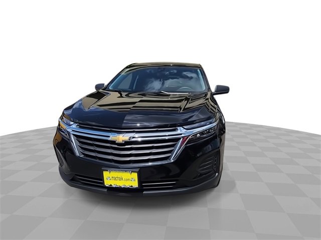 2024 Chevrolet Equinox LS photo 3