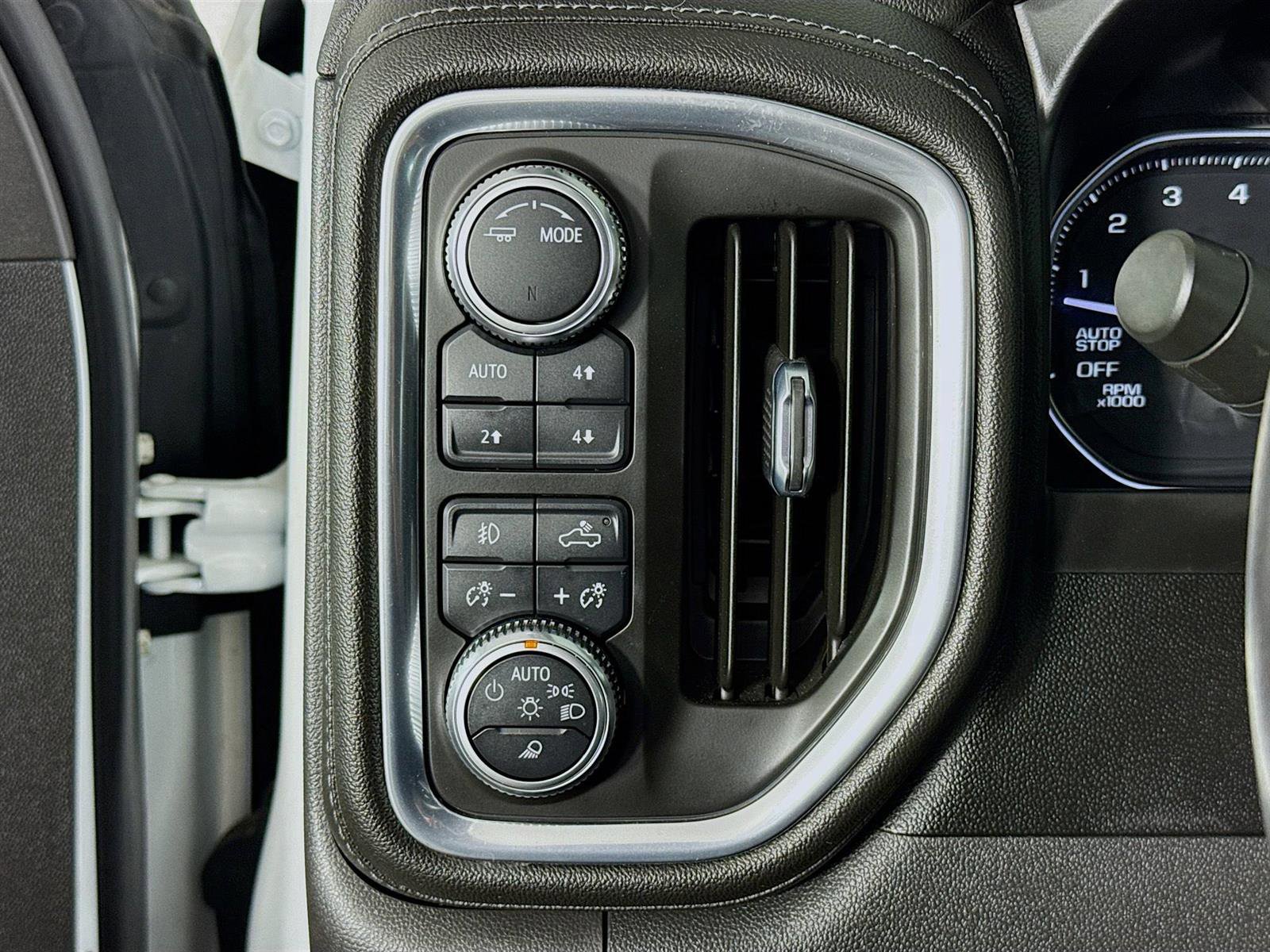 2021 Gmc Sierra 1500 SLT photo 10