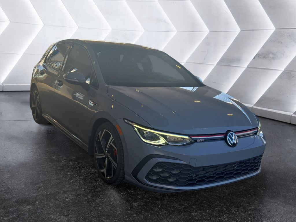 2024 Volkswagen Golf GTI SE's photo