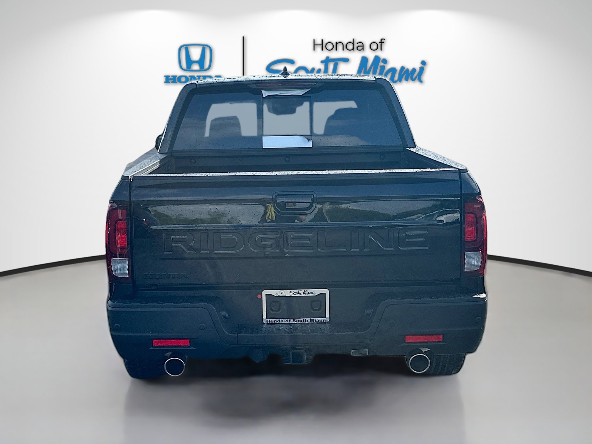 2026 Honda Ridgeline Black Edition photo 4