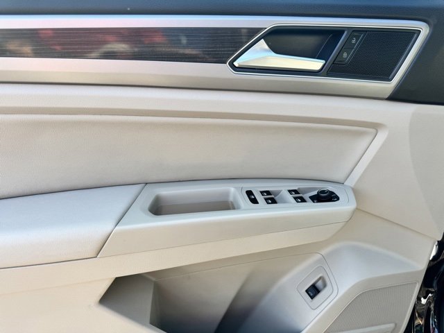 2019 Volkswagen Atlas V6 photo 17