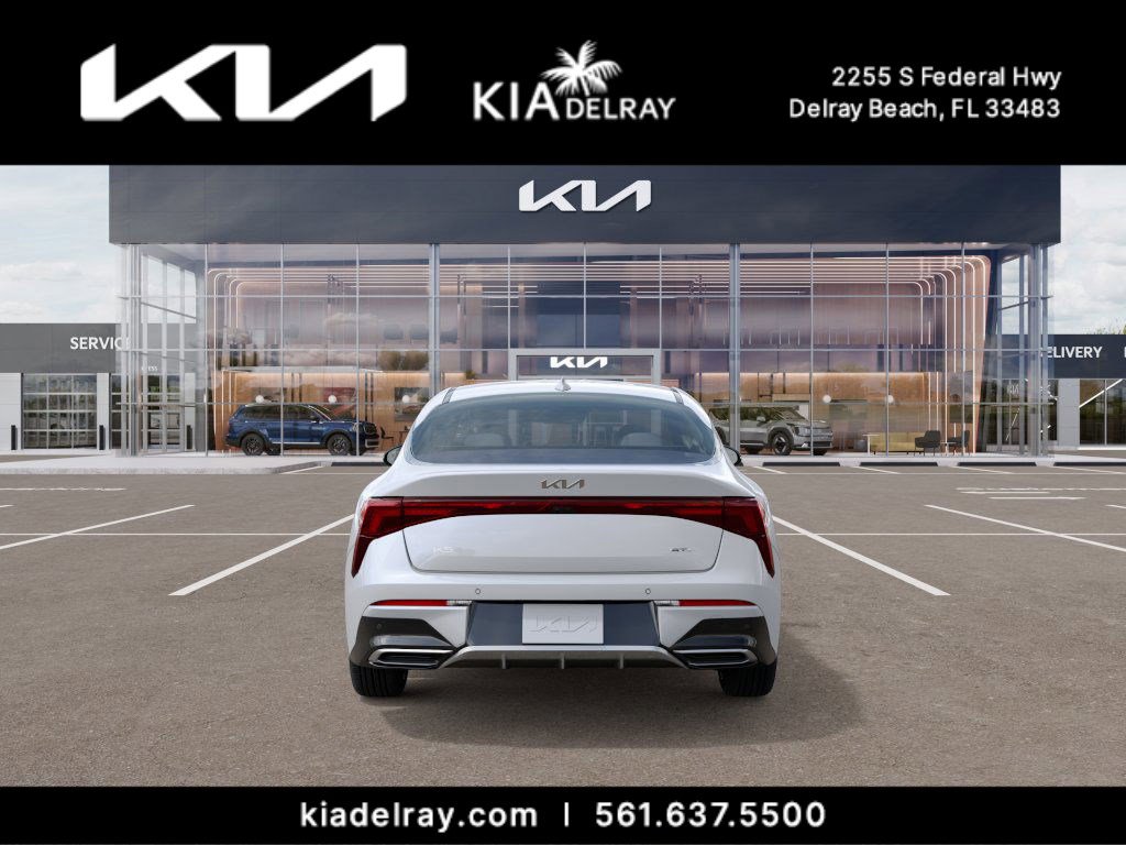 2026 Kia K5 GT-Line photo 5