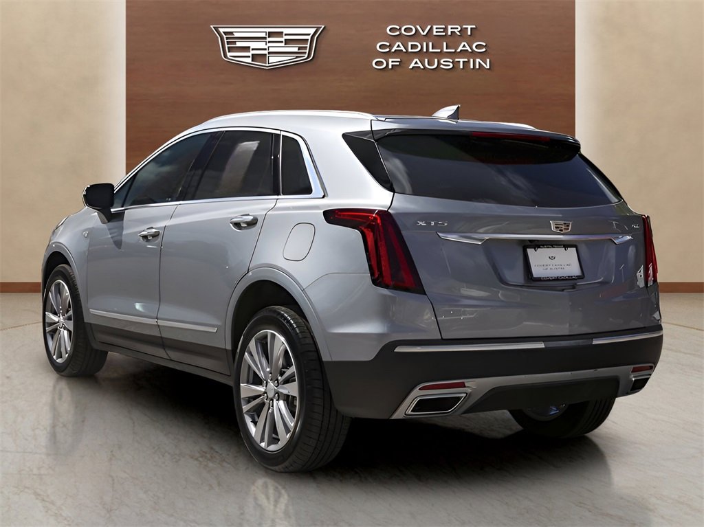 2025 Cadillac XT5 Premium Luxury photo 3