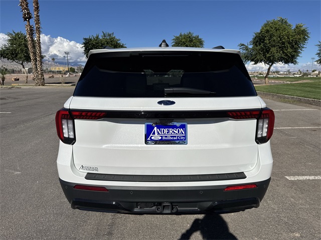 2025 Ford Explorer ST-Line photo 3