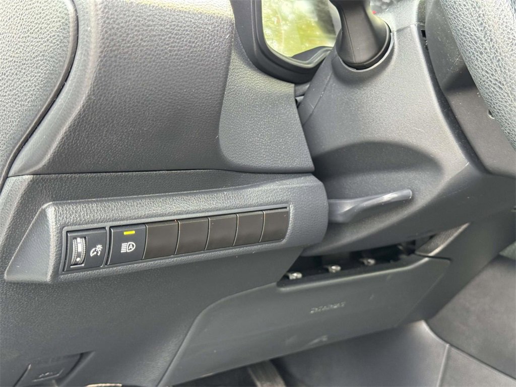 2024 Toyota Corolla LE photo 7